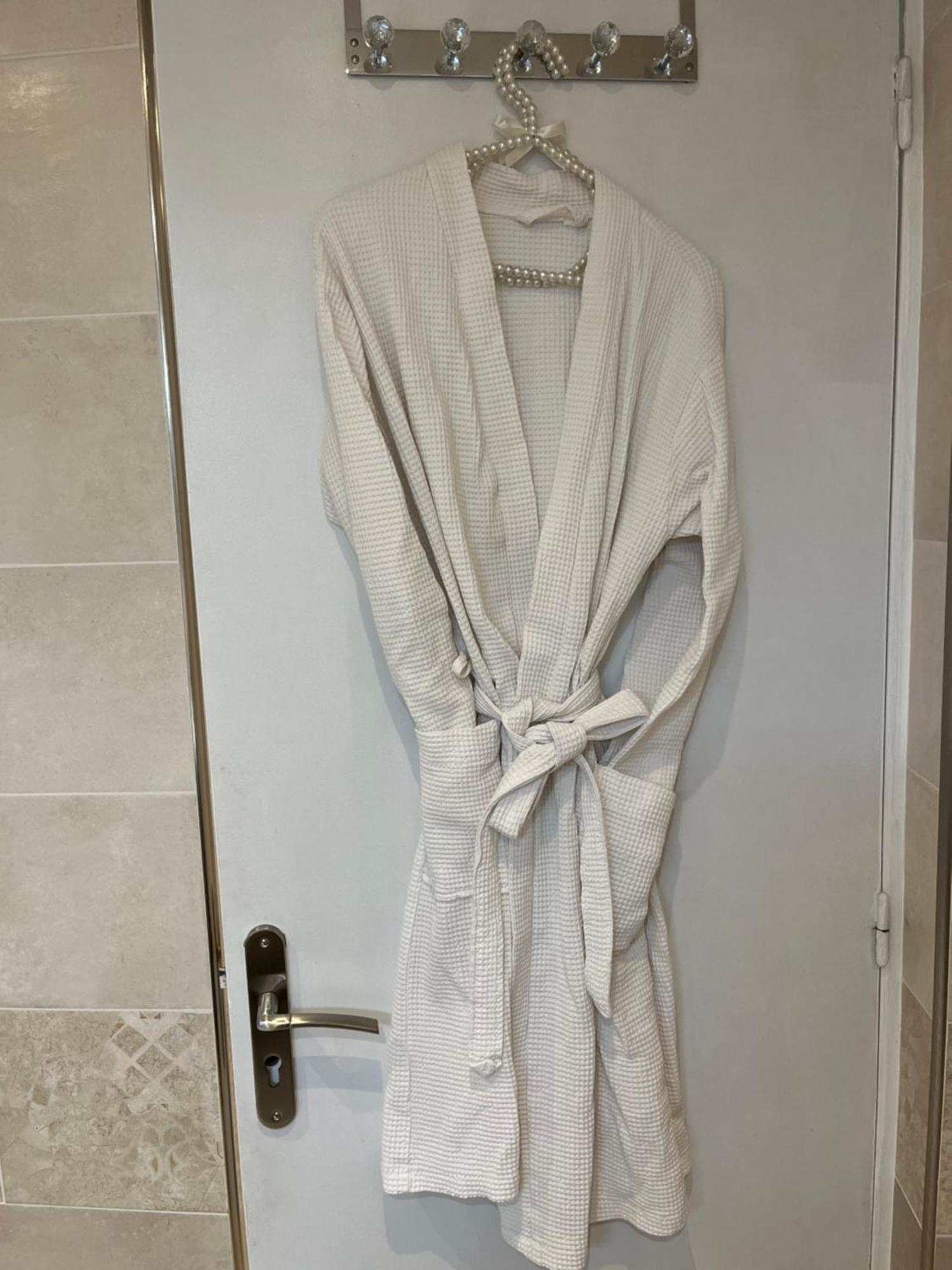 Appartement Cosy Calme Central-Terrasse Proche Palais Cannes Luaran gambar